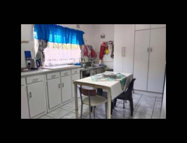 3 BEDROOM HOUSE FOR SALE IN ANNADALE